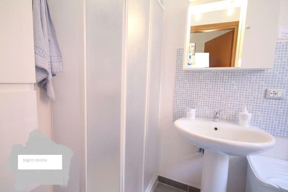 Casa Vacanze Ninfa 阿沃拉 外观 照片