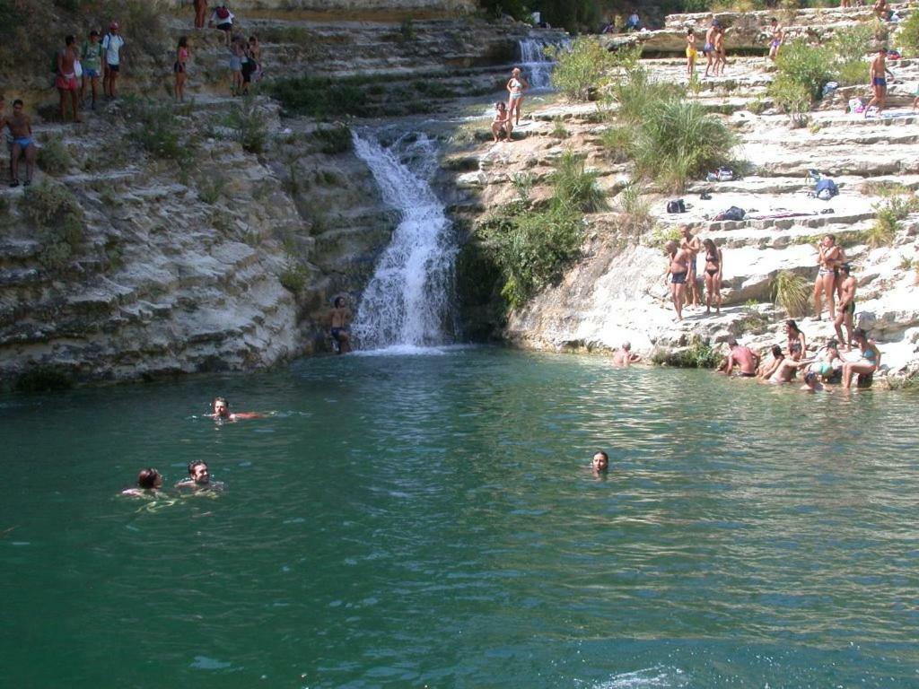 Casa Vacanze Ninfa 阿沃拉 外观 照片